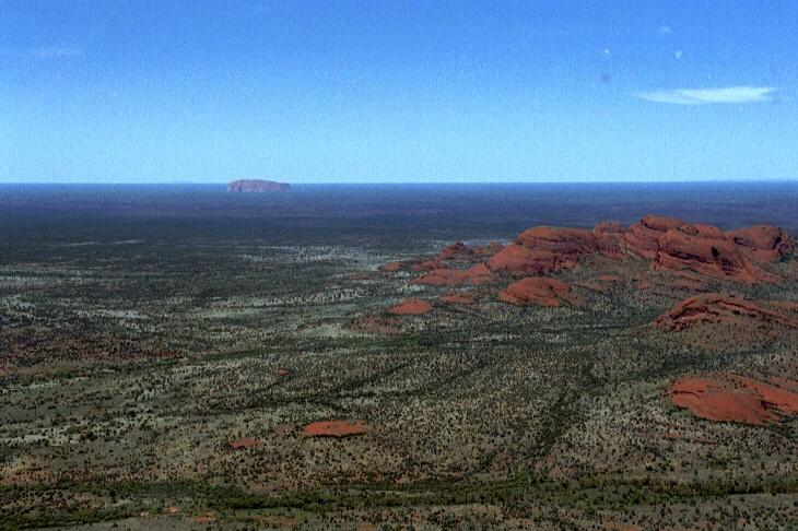 ayers_rock_2.jpg